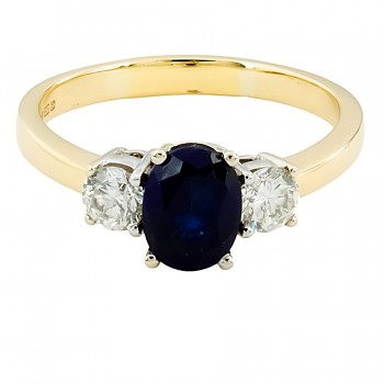 18ct gold Sapphire/Diamond 3 stone Ring size T
